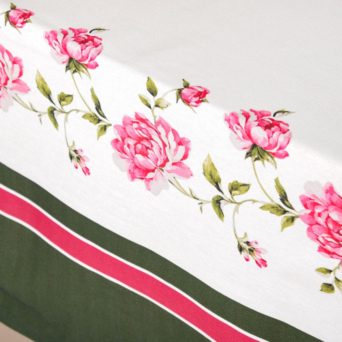 Floral Rouge Luxe 8 Seater Table Cloth 270x160cm Nestasia