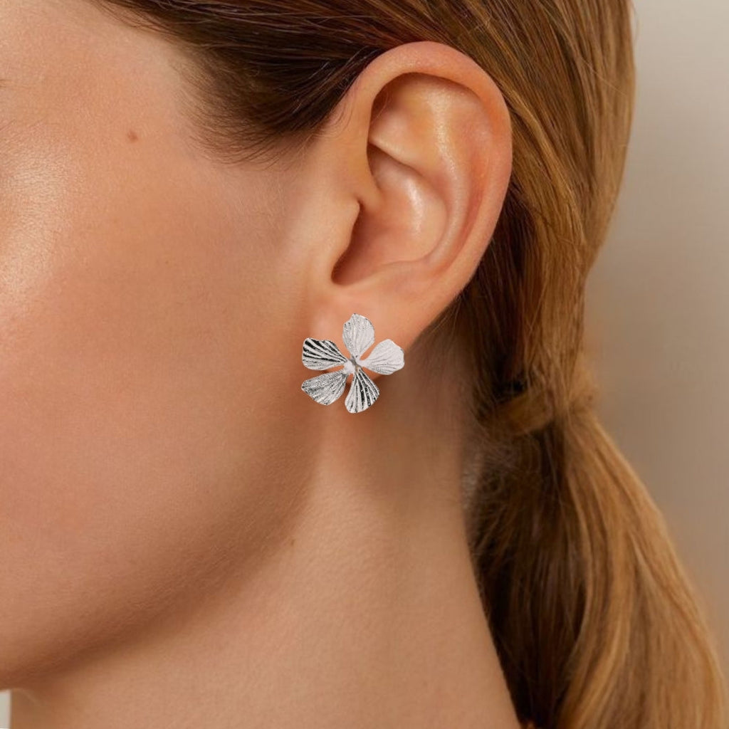 Everbloom Studs Silver Nestasia