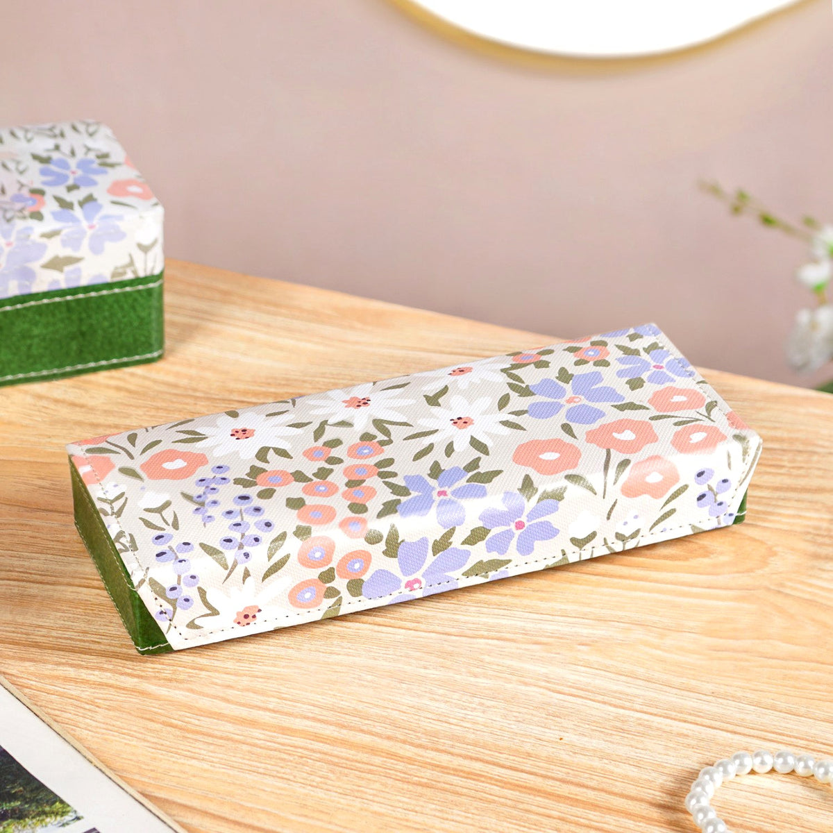 Florina Sustainable Sectioned Trinket Case Nestasia