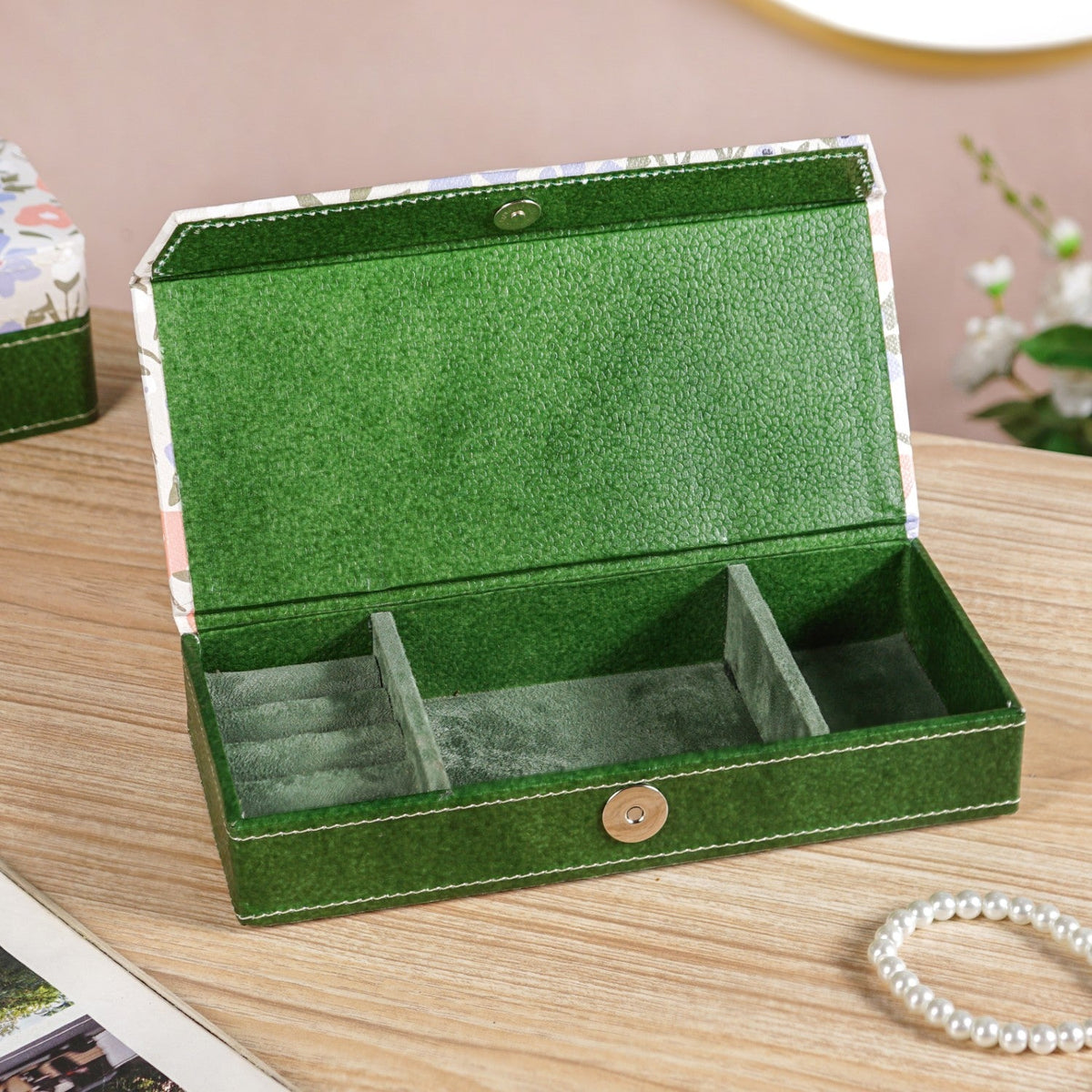 Florina Sustainable Sectioned Trinket Case Nestasia