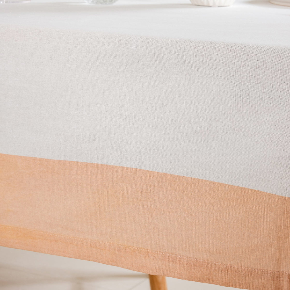 Ventosa Cotton Tablecloth For 6 Seater In Peach 200x150cm Nestasia