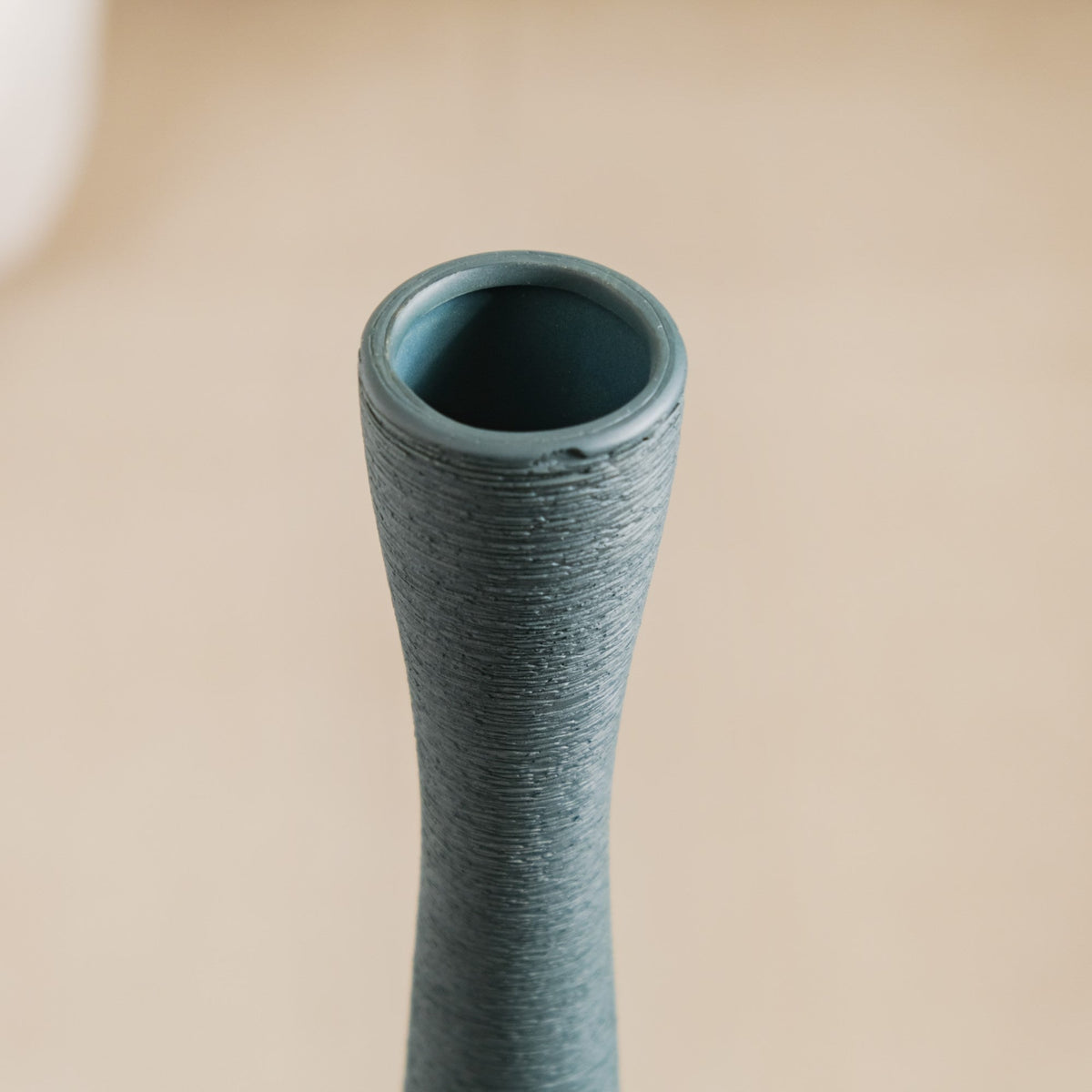 Ceramic Matte Finish Textured Thin Vase Nestasia