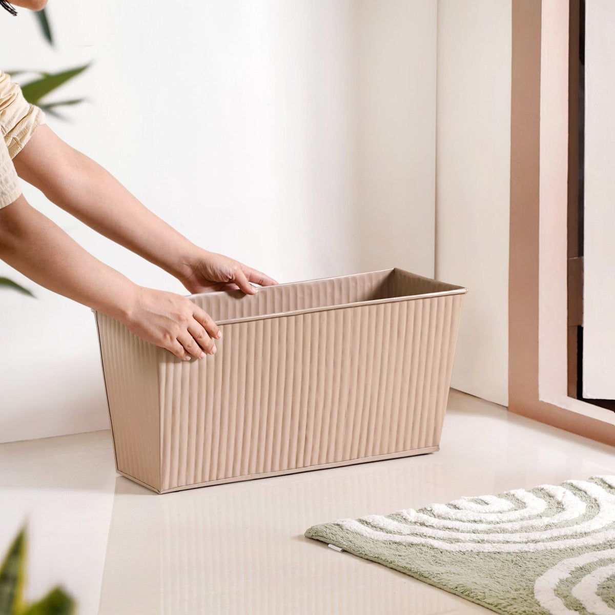 Fluted Balcony Planter Box Taupe Nestasia