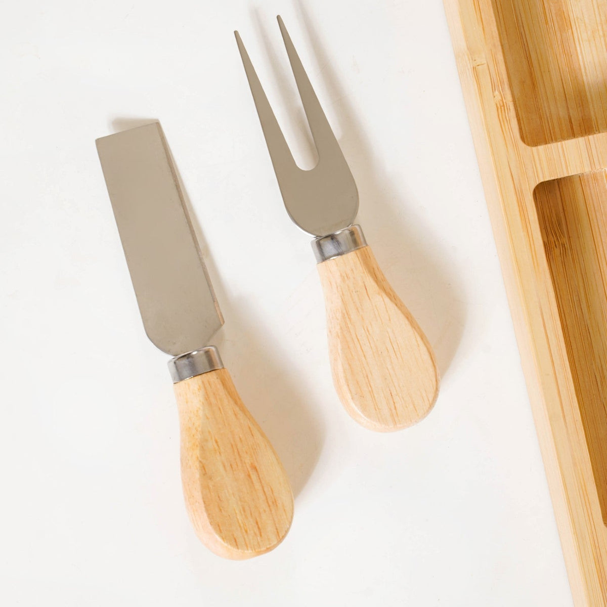 Foldable Trending Charcuterie Board Set With Bowls And Knives 22inch Nestasia