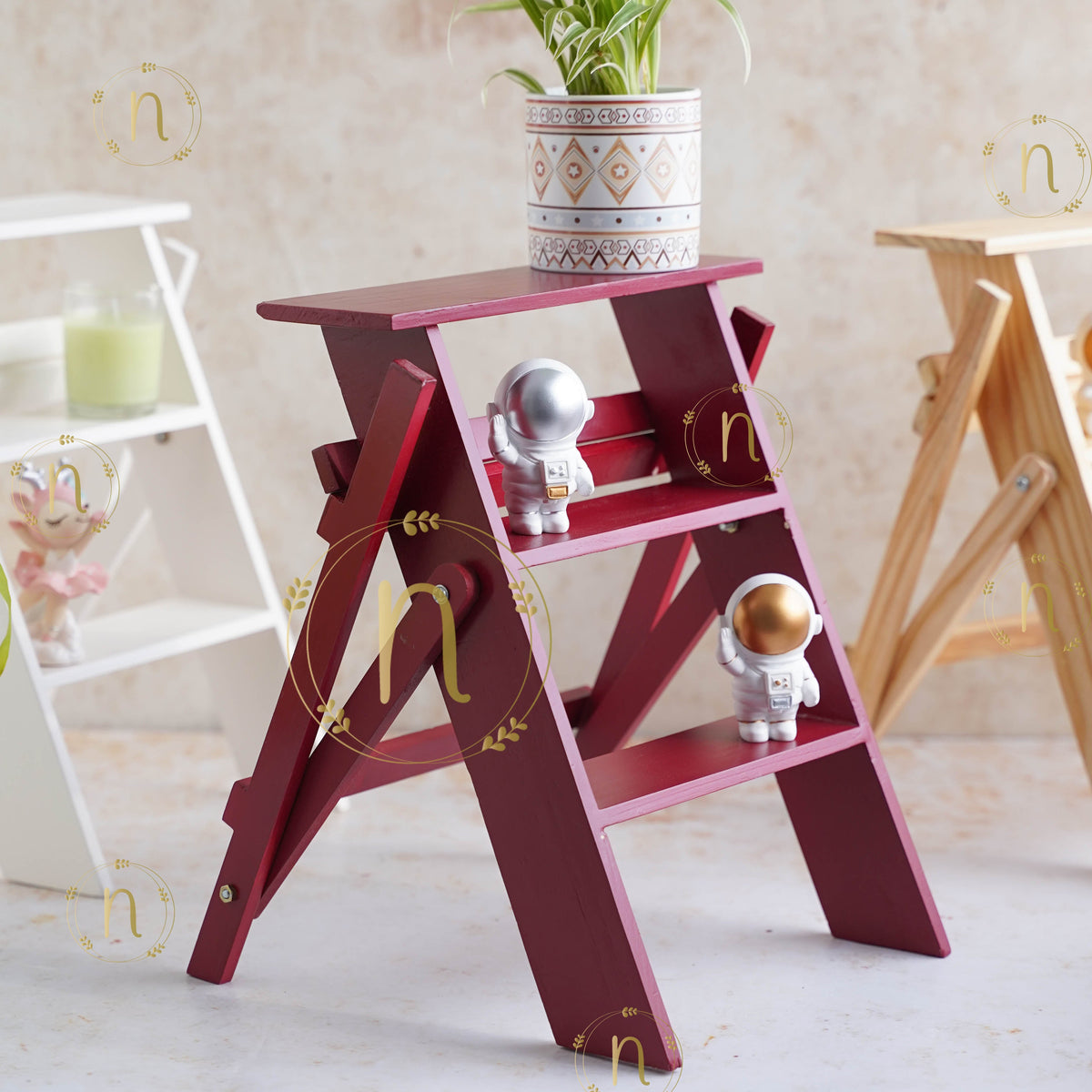 Foldable Stand Nestasia