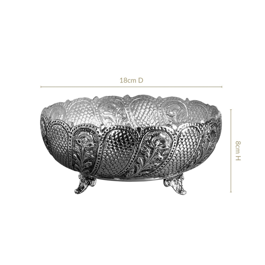 Lustre Brass Urli With Pure Silver Coating 18cm Nestasia