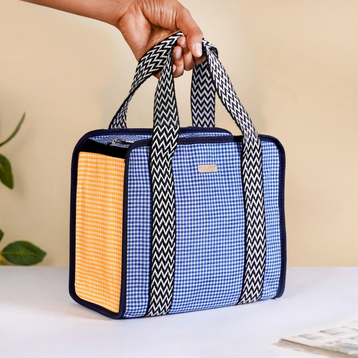 Checkered Lunch Bag Blue Nestasia