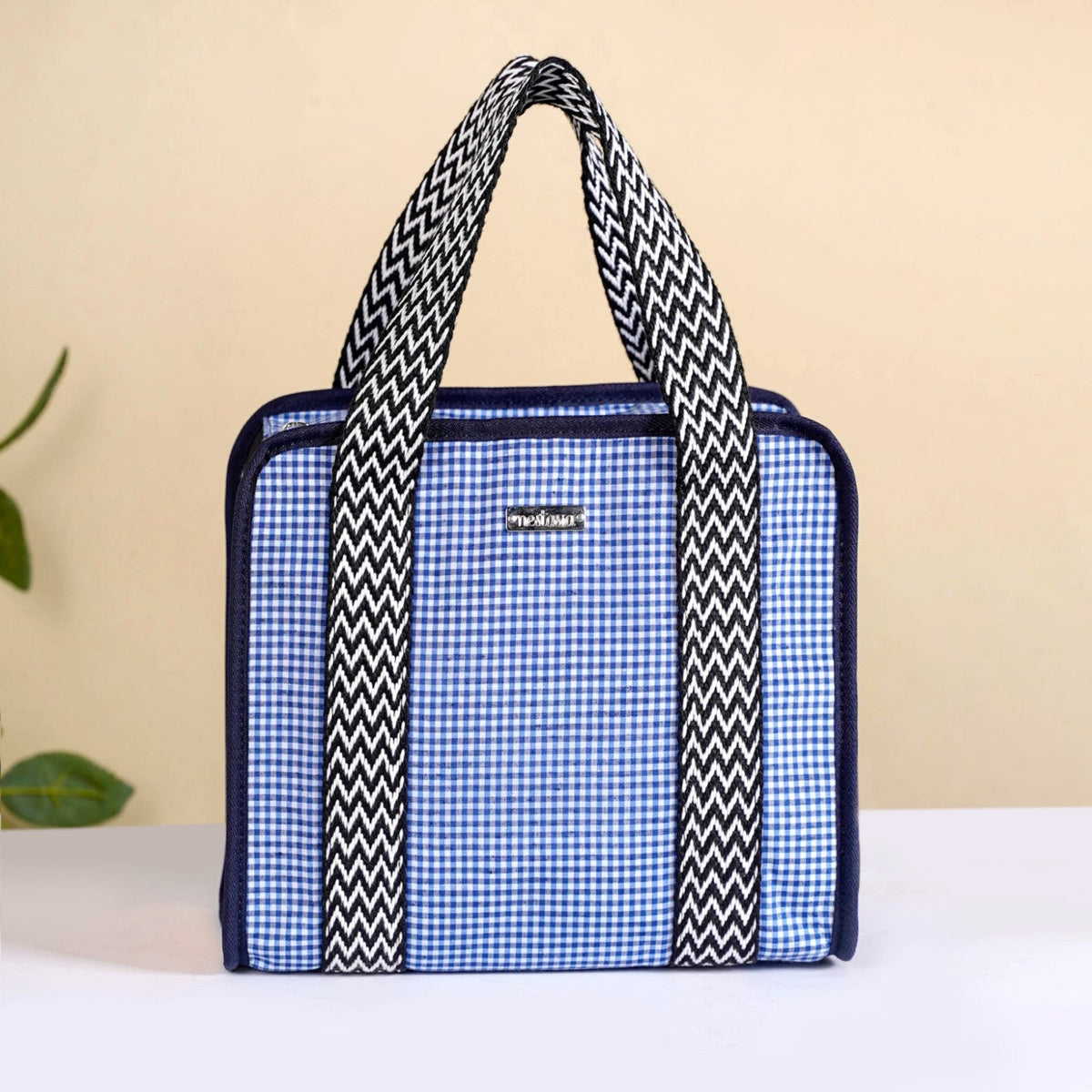 Checkered Lunch Bag Blue Nestasia