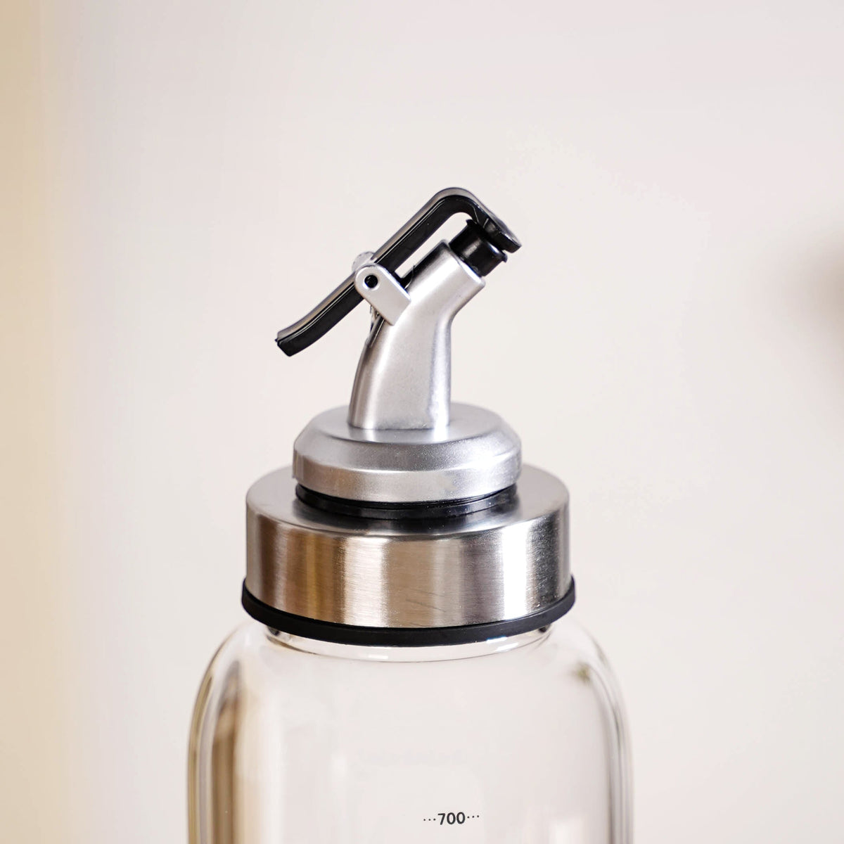 Glass Oil Dispenser Bottle With Measurement Marking 750ml Nestasia