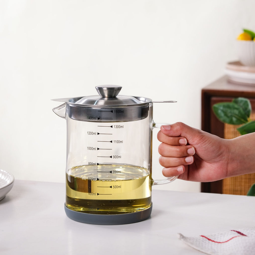 Glass Oil Pot With Strainer 1500ml Nestasia