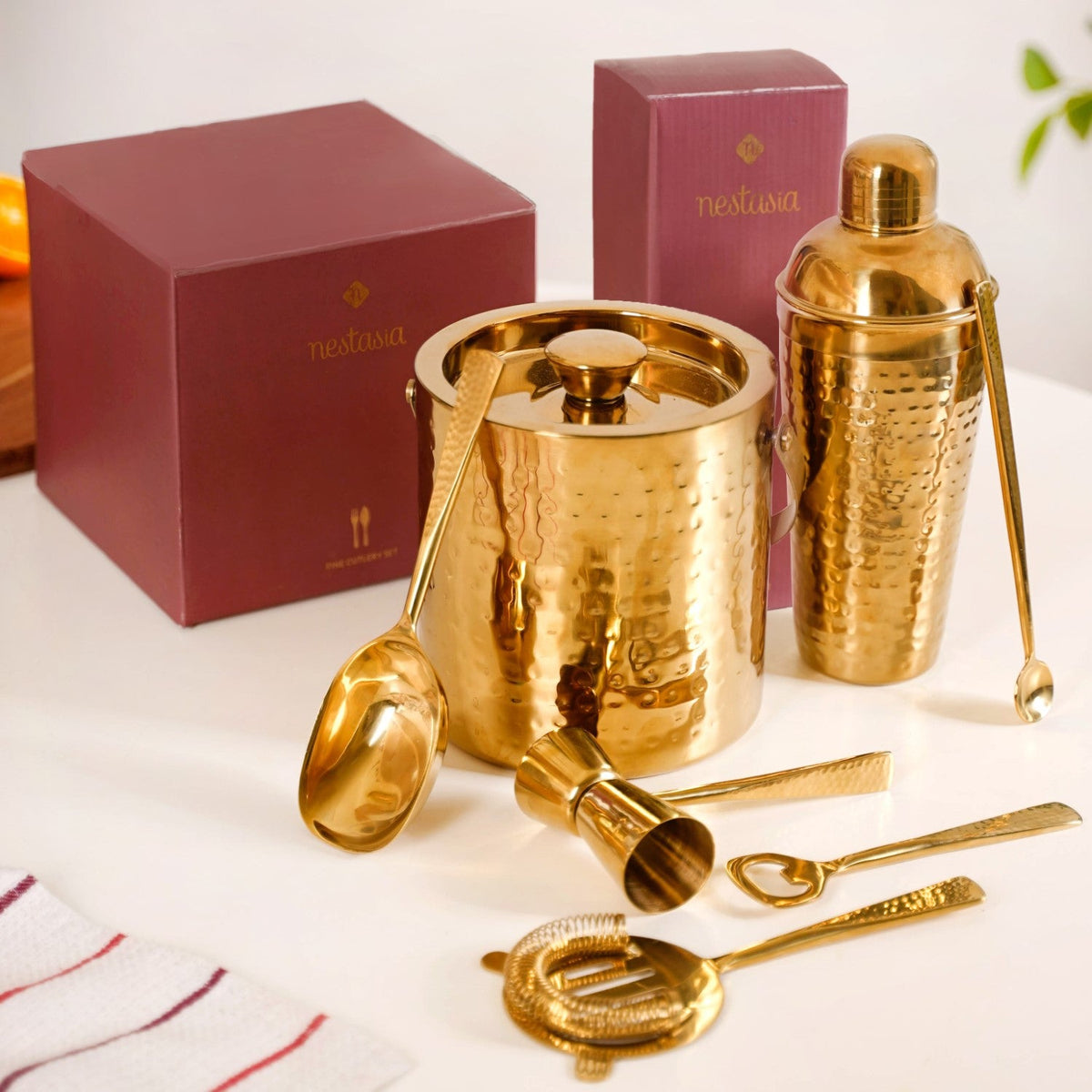 Gold Hammered Texture Bar Tool Set Of 7 Nestasia