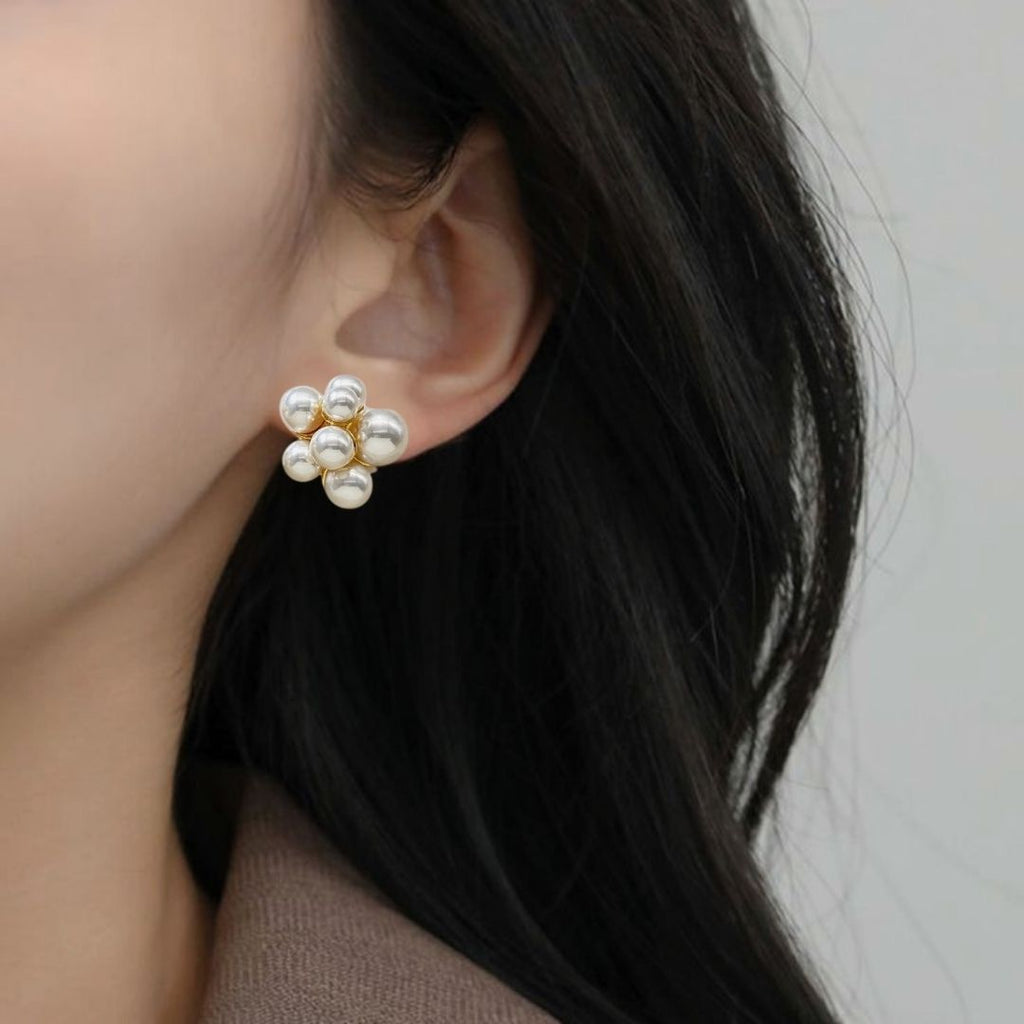 Gold Radiance Cluster Earrings Nestasia