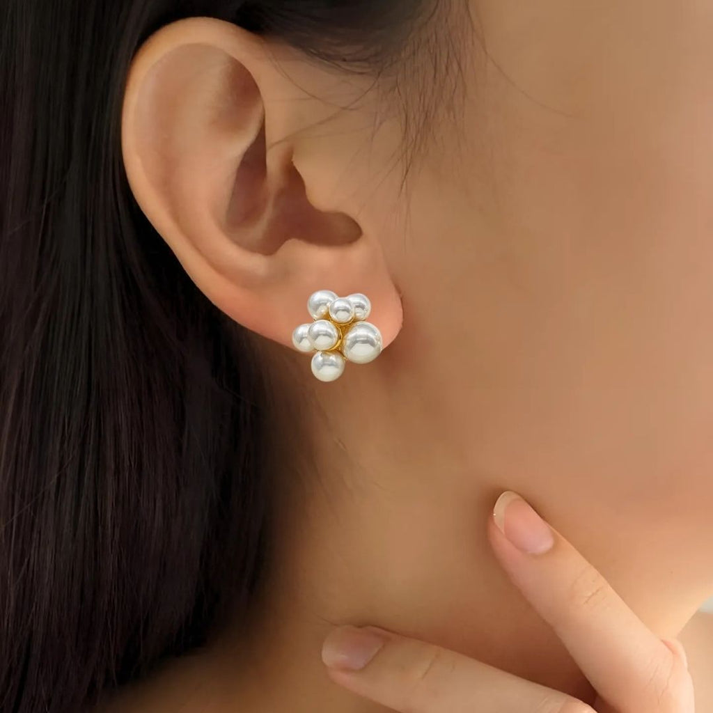 Gold Radiance Cluster Earrings Nestasia