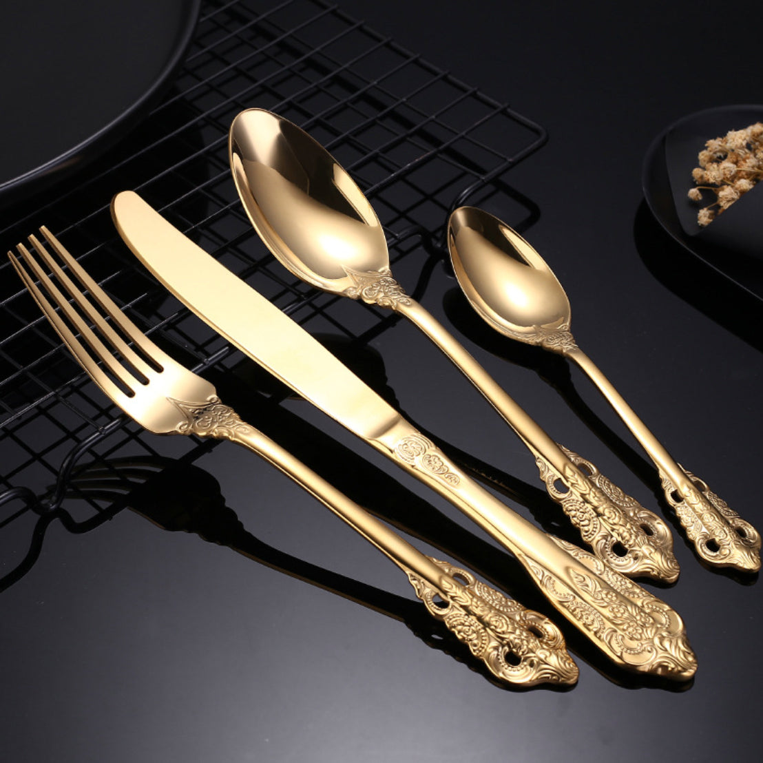 Gold Cutlery Set Nestasia