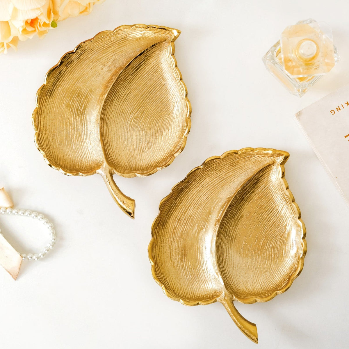 Gold Leaf Platter Set Of 2 Nestasia