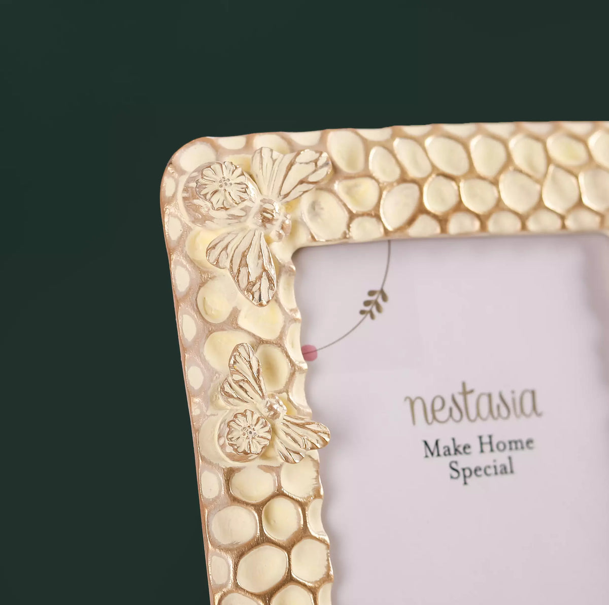 Small Honey Bee Gold Frame 7.5"x6" Nestasia