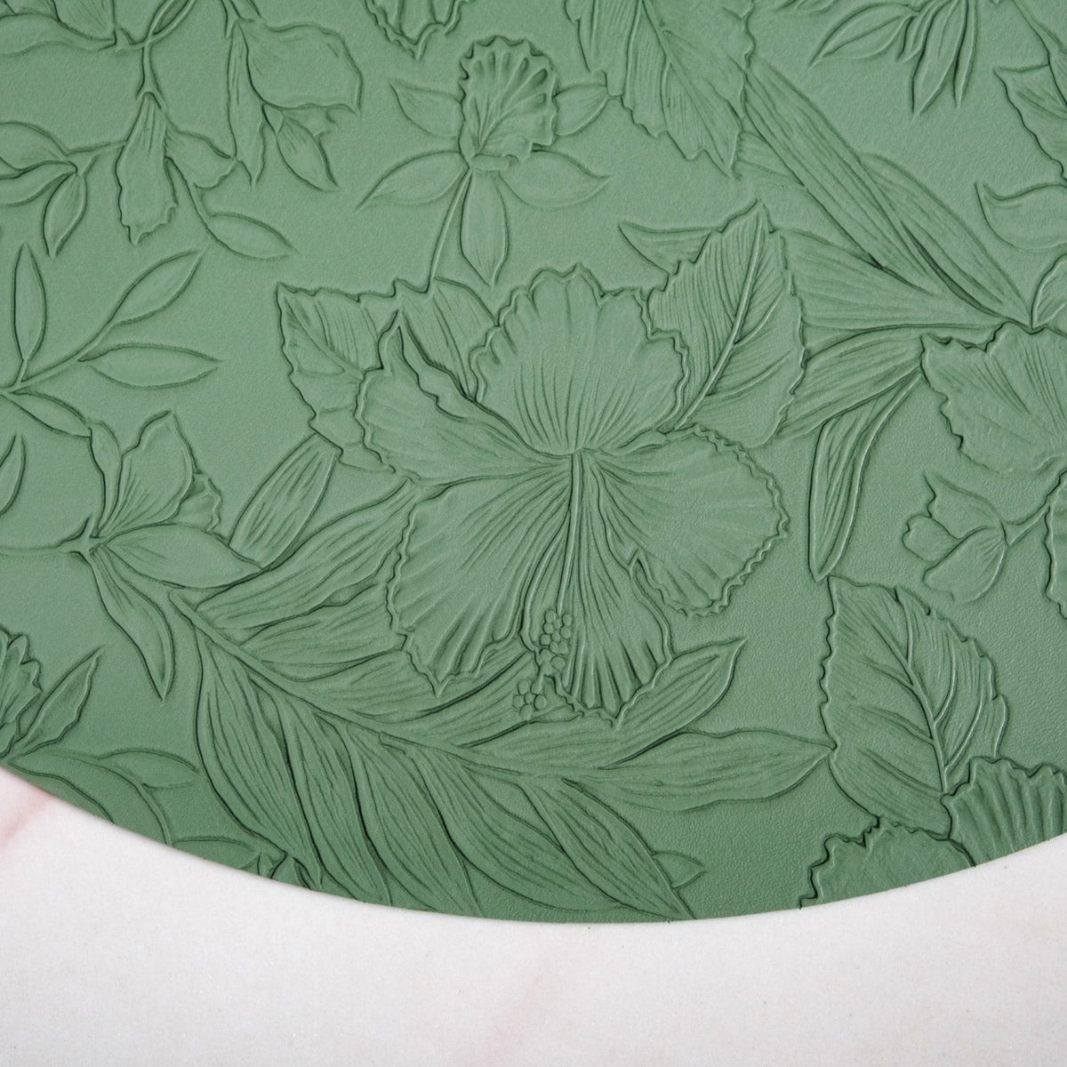 Green Embossed Hibiscus Round Placemats Set Of 6 Nestasia