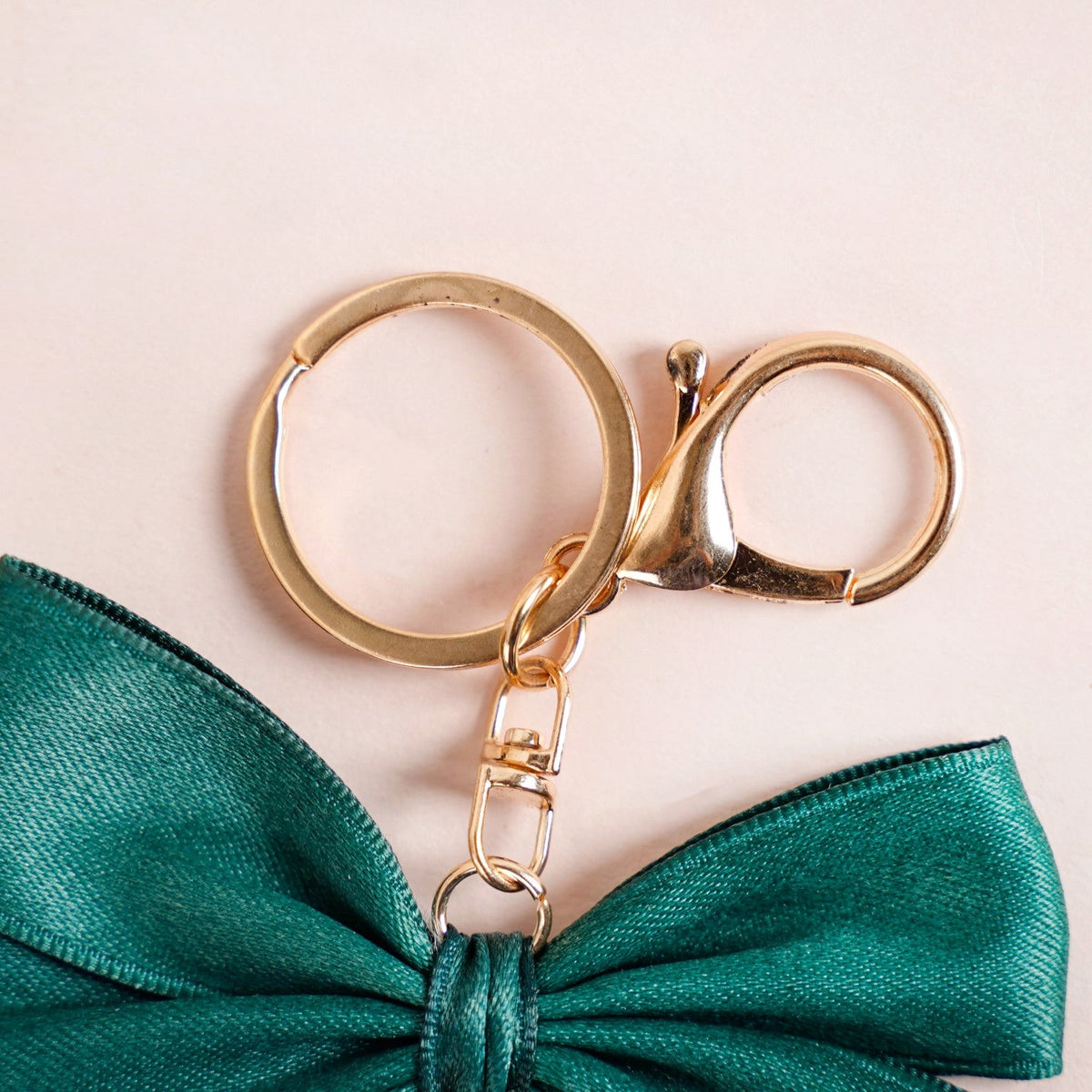 Green Satin Bow Keyring With Metal Hooks Nestasia