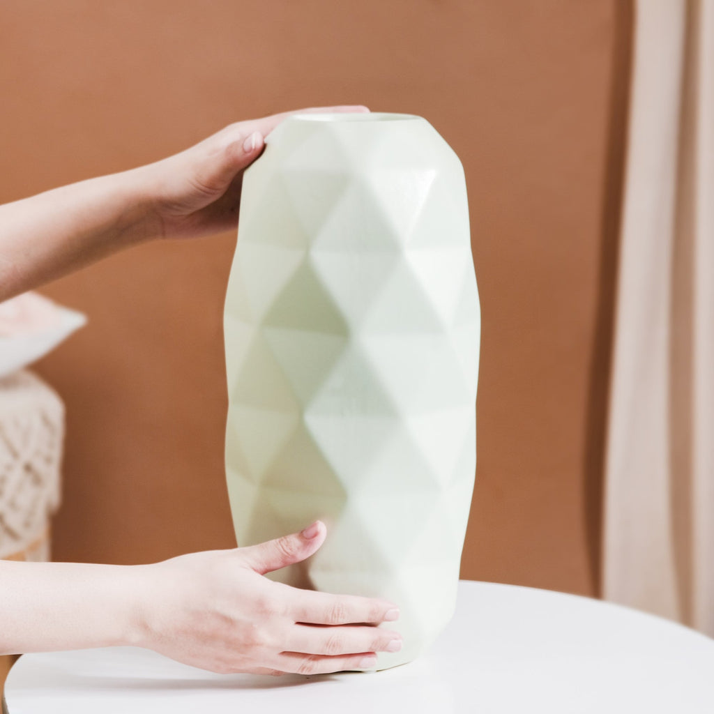 Geometric Decor Vase Nestasia