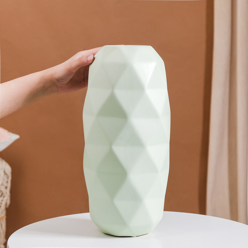 Geometric Decor Vase Nestasia