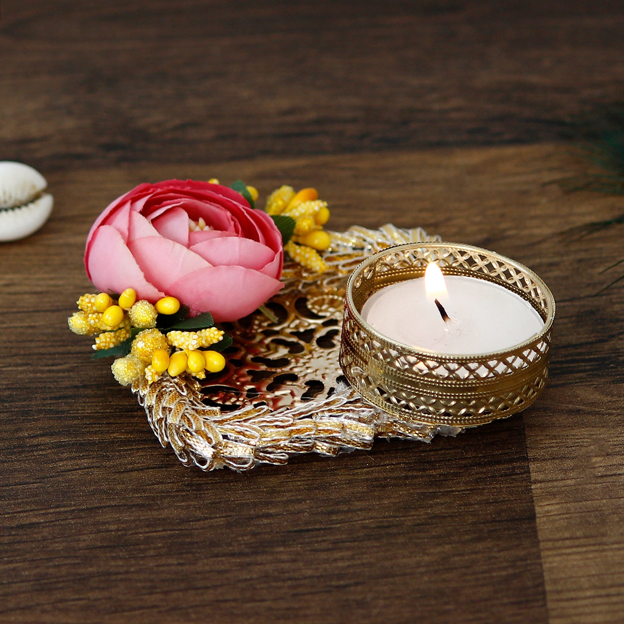 Decorative Handcrafted Pink and Yellow Floral Tea Light Holder Kafalo
