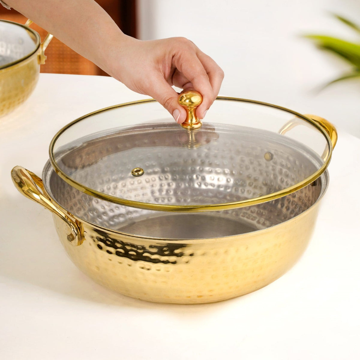 Hammered Pure Brass Kadhai With Glass Lid 4000ml Nestasia