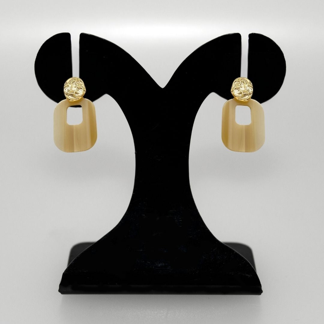 Hammered Metal Beige Danglers Nestasia