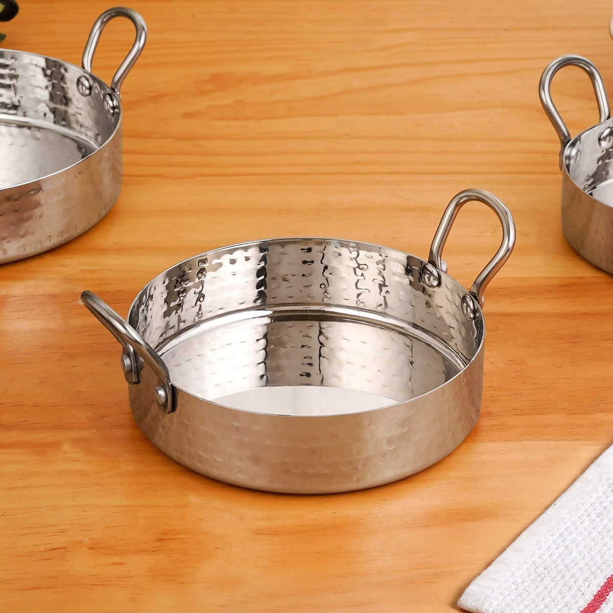 Nested Stainless Steel Round Serving Dish Set Of 3 Nestasia
