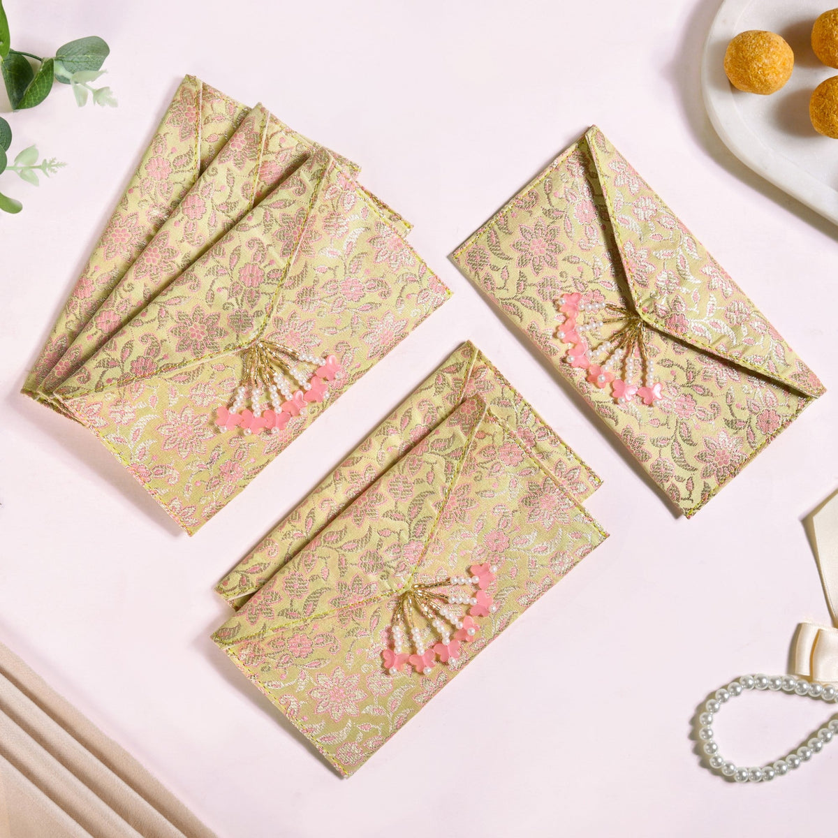 Handmade Jacquard Set Of 6 Envelopes For Shagun Nestasia