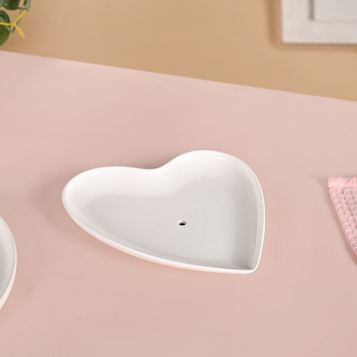 Heart Two Tier Ceramic Cake Stand Nestasia
