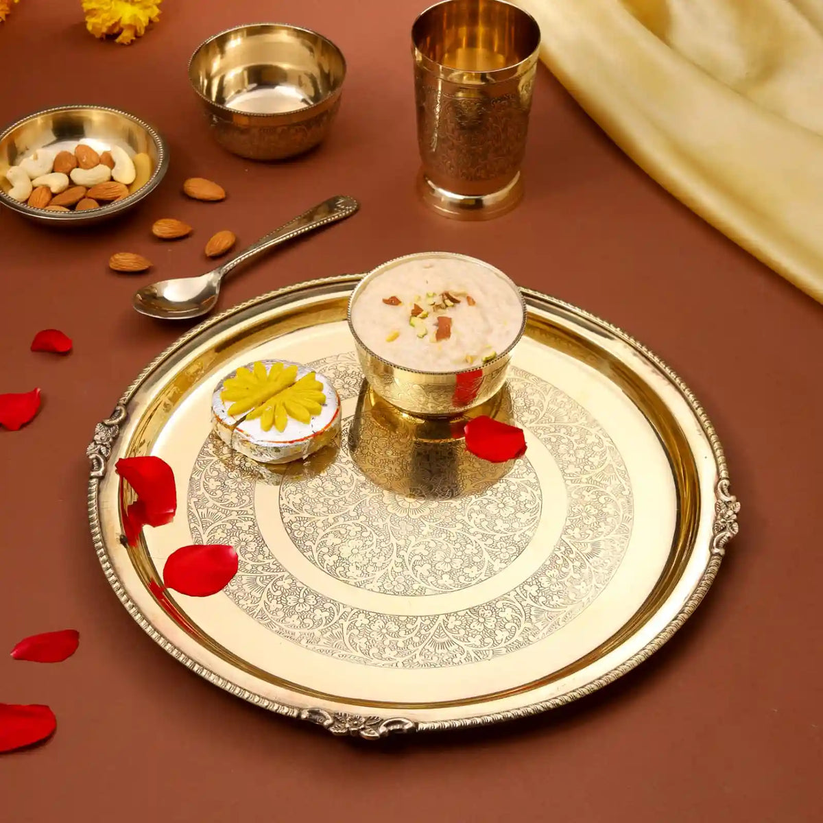 Brass Thali/Dinner Set (1.25 Kg) Vedansh Craft