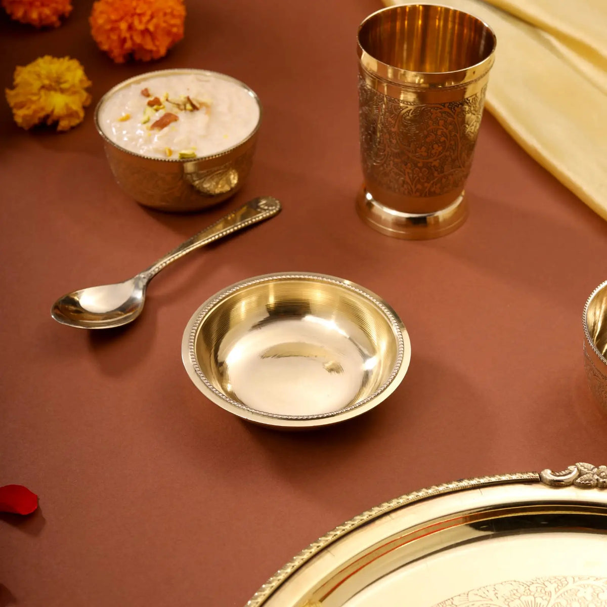 Brass Thali/Dinner Set (1.25 Kg) Vedansh Craft