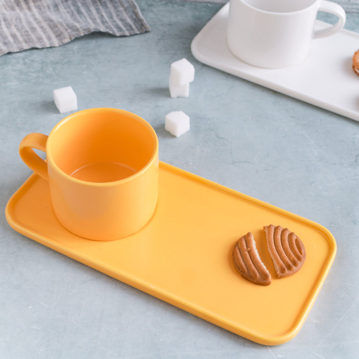 Cup and Plate Nestasia