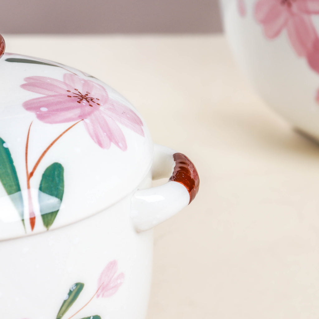 Sakura White Soup Pot Small Nestasia