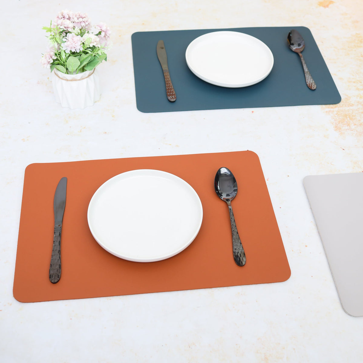 Desk Mat Nestasia