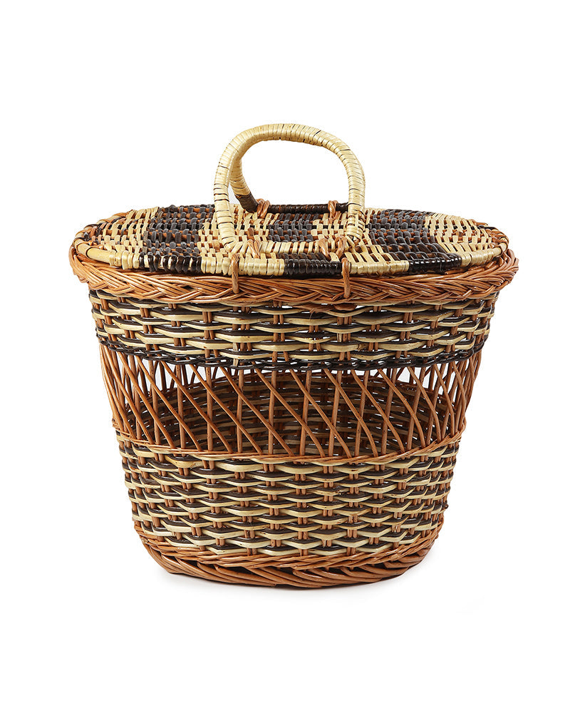 Rustic Wicker Picnic Basket with Lid for Lunch, Snacks & Beach Outings