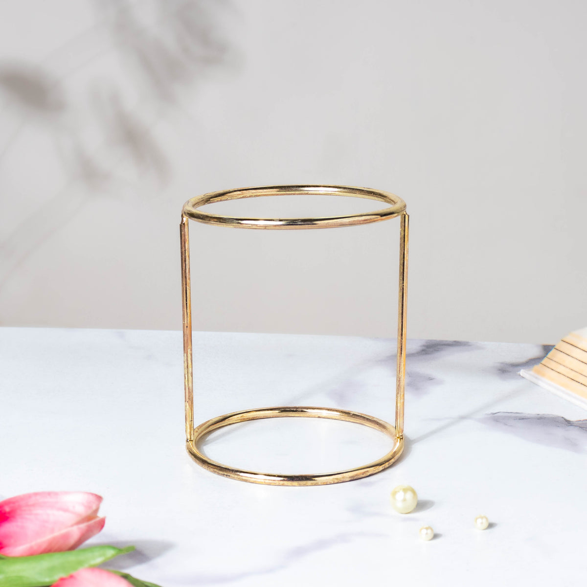 Botanica White Planter with Stand Nestasia