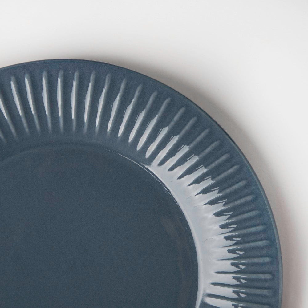 Royal Snack Plate Greyish Blue Small 8.5 Inch Nestasia