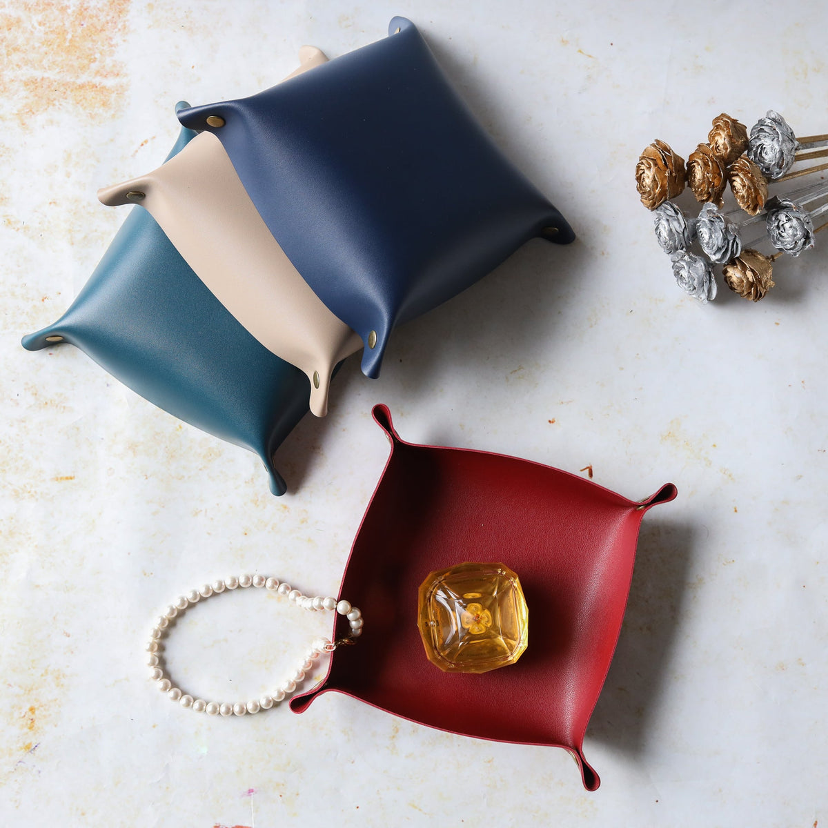 Storage Tray Small Nestasia