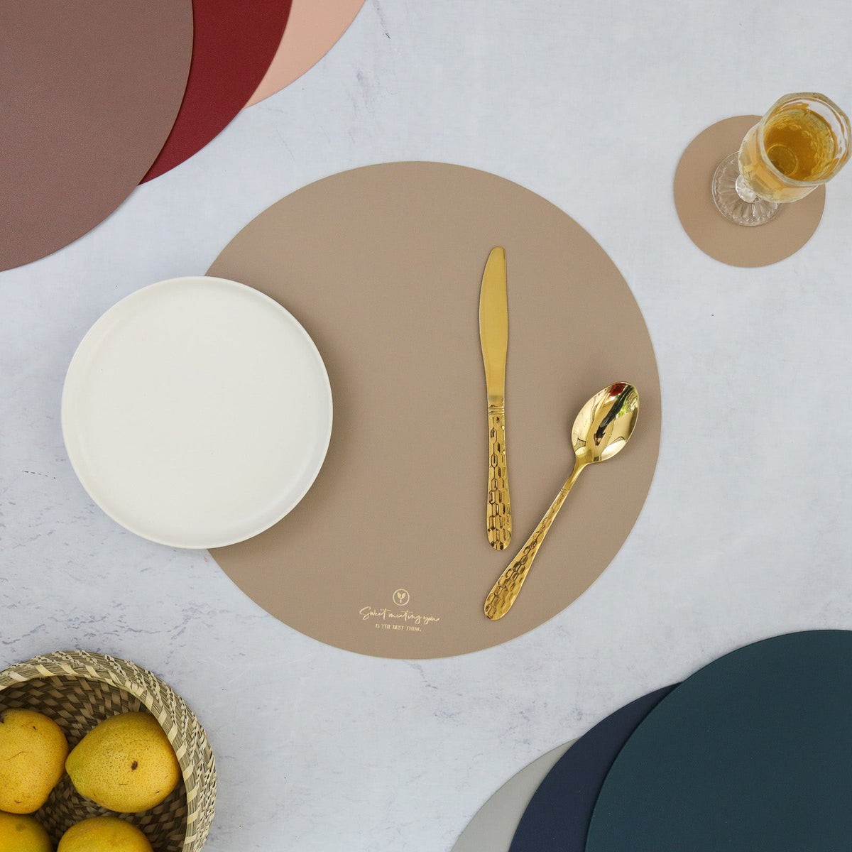 Round Placemat Beige Set of 2 Nestasia