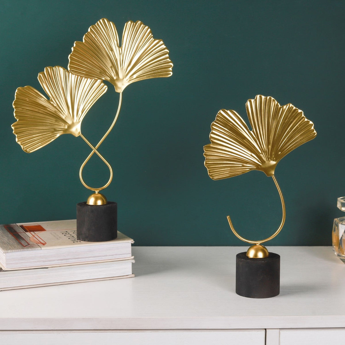 Decorative Leaf Sculpture Nestasia