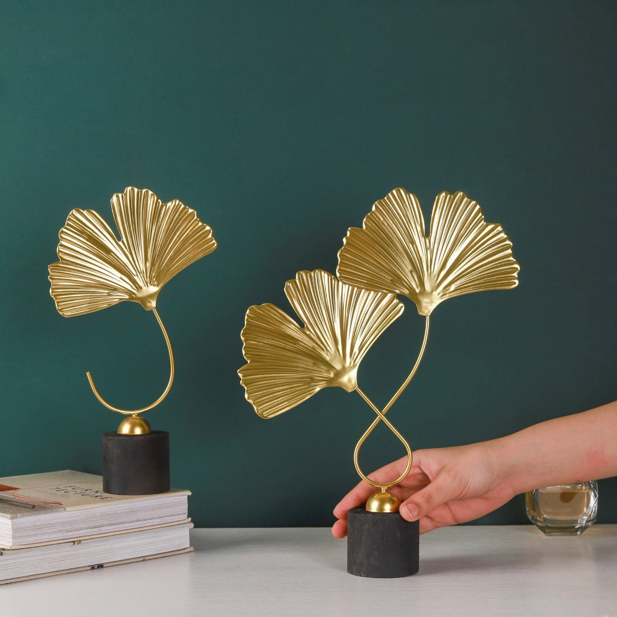 Decorative Leaf Sculpture Nestasia