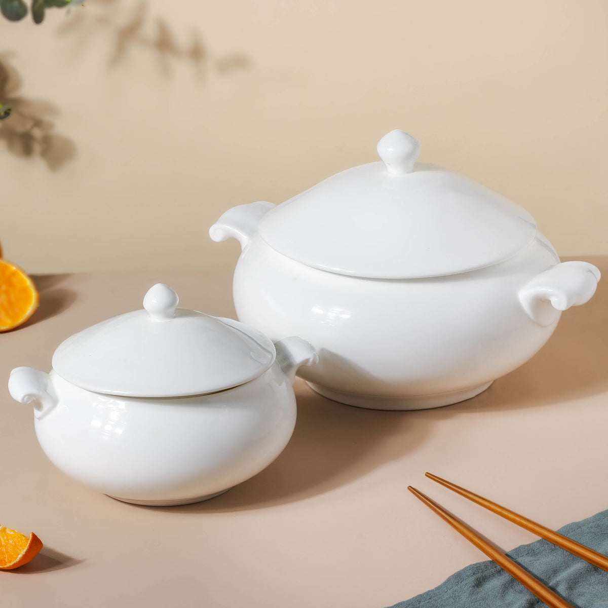 Serena Pearly White Serving Bowl With Lid Large 2.3 L Nestasia