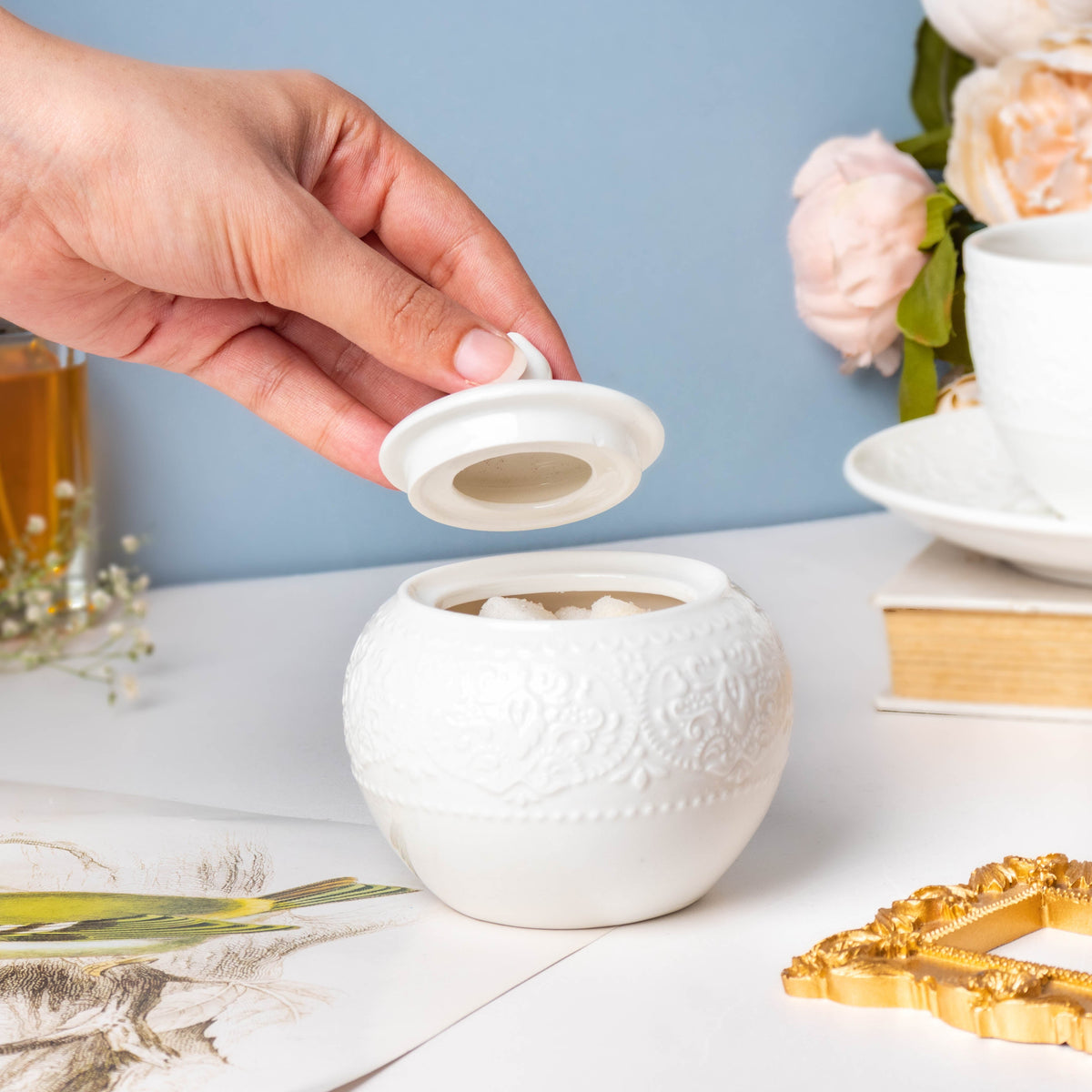 Serena White Truffle Floral Sugar Pot Small 200 ml Nestasia