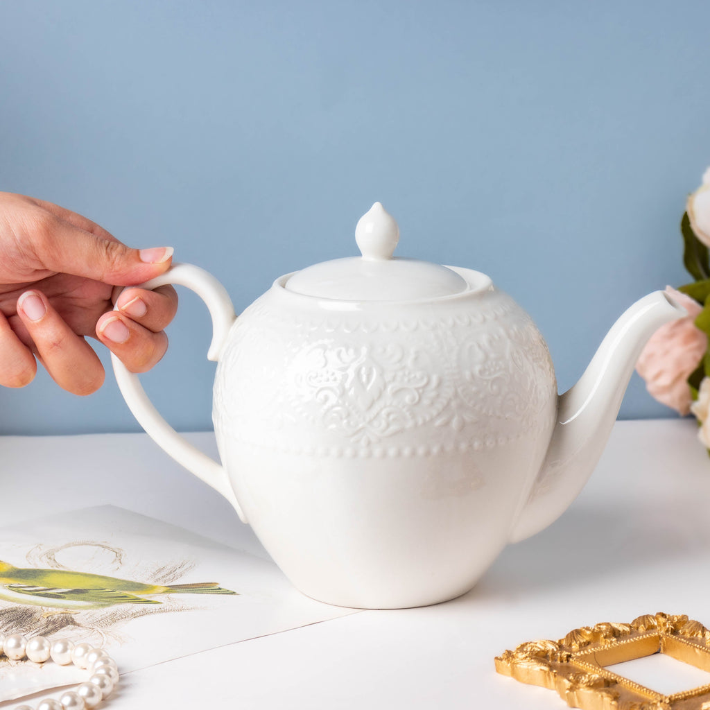 Serena White Truffle Floral Textured Teapot 1000 ml Nestasia