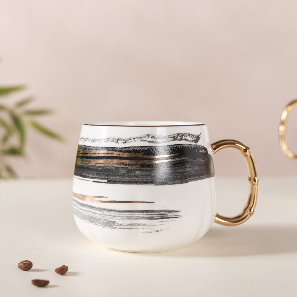Abstract Golden Handle Cup Nestasia