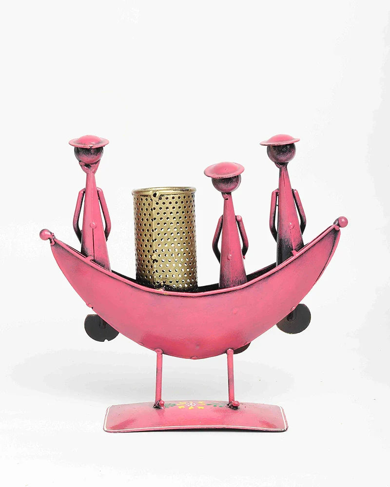 Metal Boat Shaped Pen Holder for Office Desk and Stationery Organization