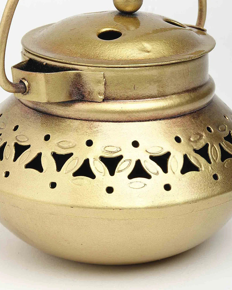 Metal Tealight Candle Holder for Table and Living Room Decor