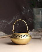 Metal Candle Holder and Tealight Stand for Home Decoration