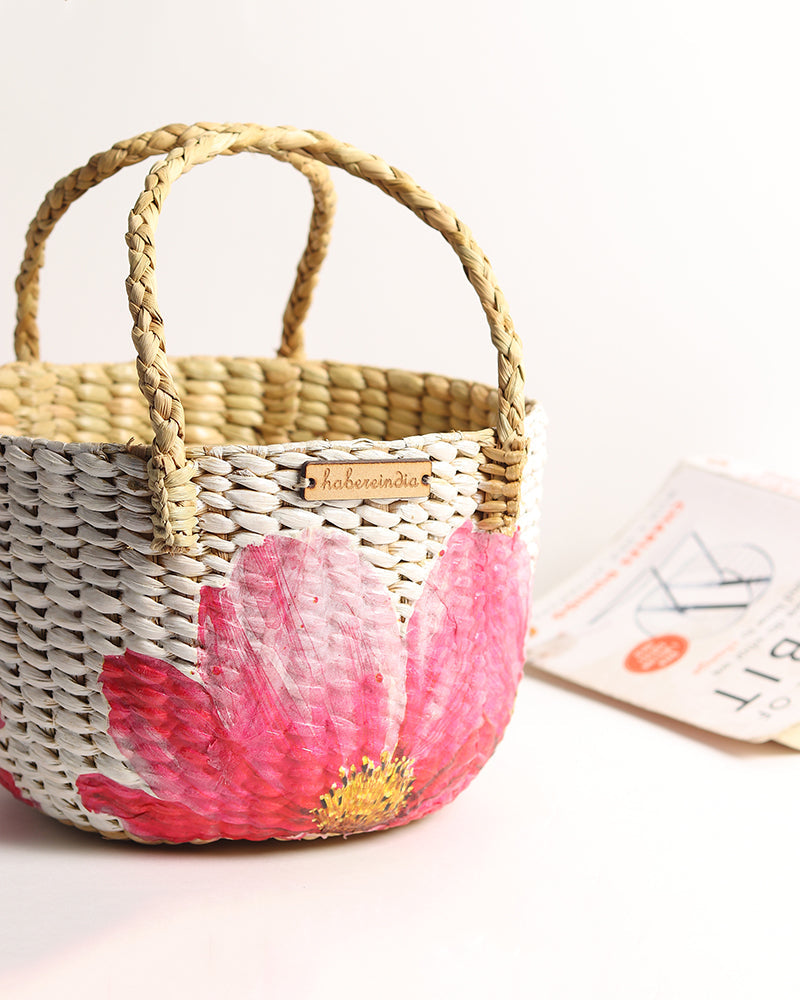 Seagrass Round Hamper Basket for Fruit Storage and Decorative Display